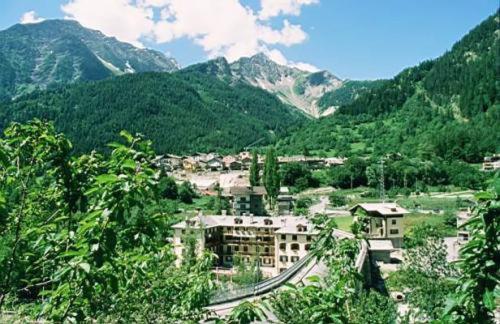 Hotel Tavernier Courmayeur Exterior photo